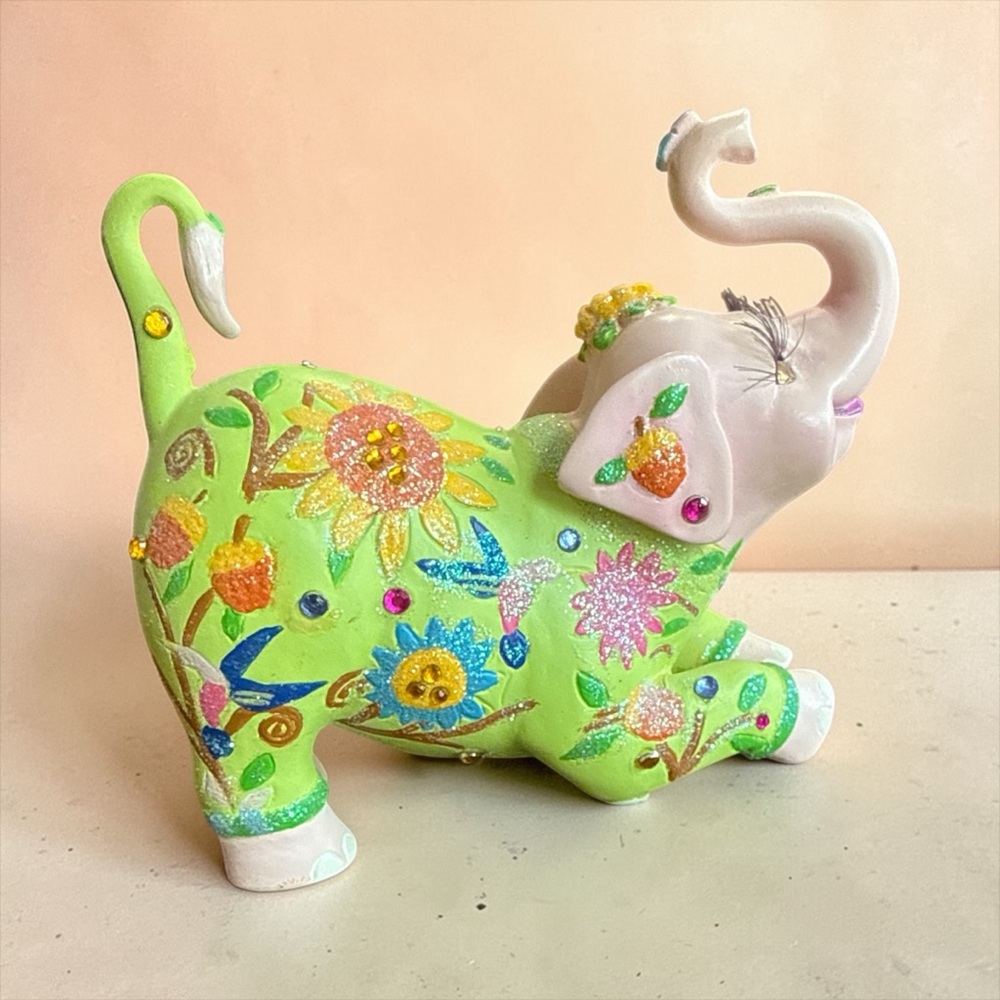 Hamilton Collection Elephant "Promenade of Remembrance" Margaret Le Van NIB